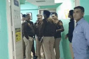 हरियाणा में पुलिस और बदमाशों में मुठभेड़ , पार्क में SI को लगी गोली