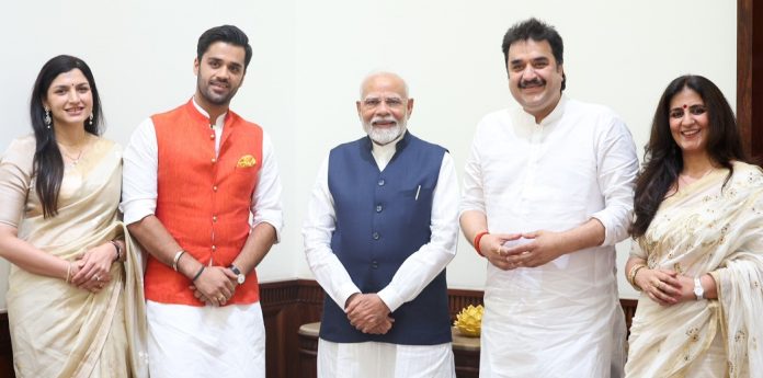 PM Modi Kuldeep Bishnoi Family Meeting 